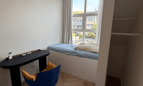 Kamer | 10m² | €650,-