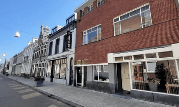 Huis | 61m² | €1650,-