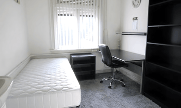 Kamer | m² onbekend | €473,-