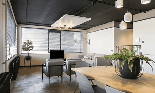 Huis | 120m² | €1800,-