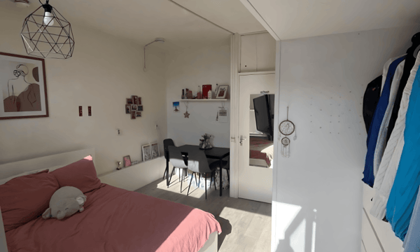 Kamer | 13m² | €720,-