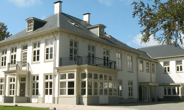 Bedrijfsruimte | m² onbekend | €2295,-