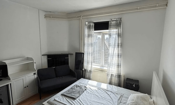 Kamer | 17m² | €740,-