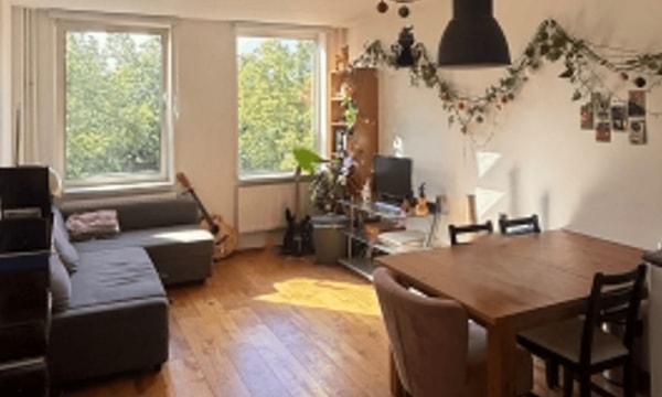 Kamer | m² onbekend | €1550,-