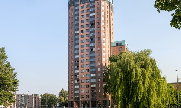 Kamer | 61m² | €1325,-
