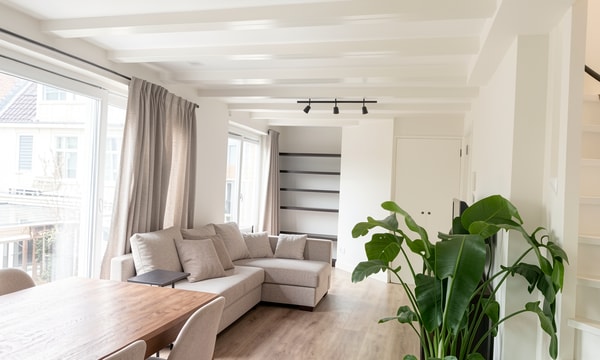 Kamer | m² onbekend | €865,-