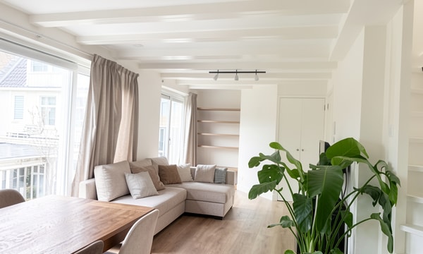 Kamer | m² onbekend | €865,-