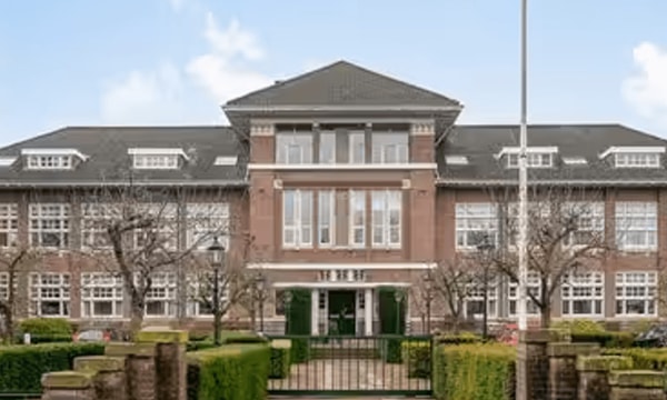 Huis | 112m² | €1995,-