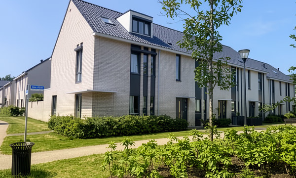 Huis | 117m² | €2150,-