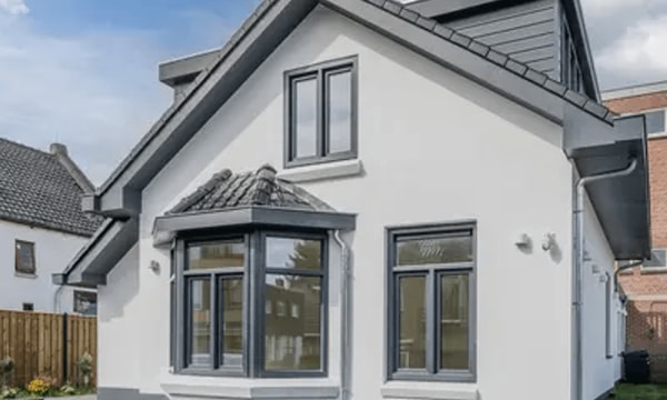 Huis | 123m² | €3000,-