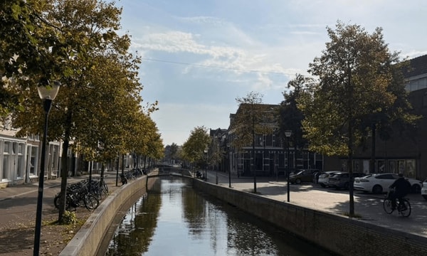 Kamer | 195m² | €650,-