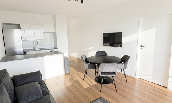 Studio | 70m² | €1600,-