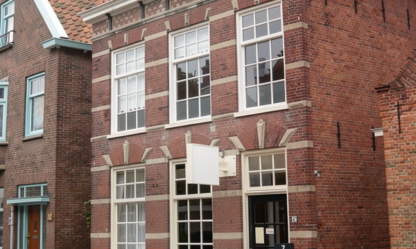 Kamer | 28m² | €885,-