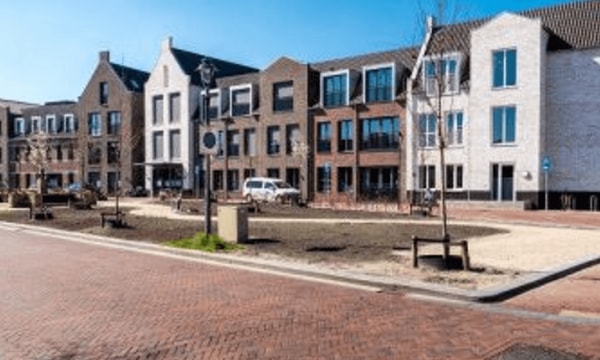Kamer | 82m² | €1383,-