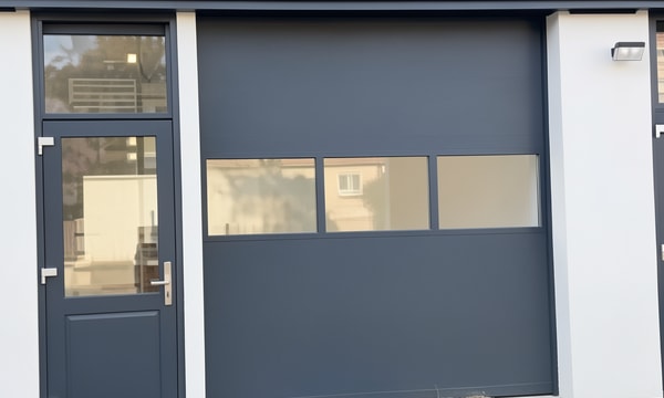Bedrijfsruimte | 100m² | €1100,-