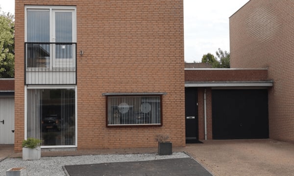 Huis | 143m² | €2500,-
