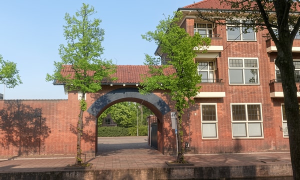 Bedrijfsruimte | 486m² | €160,-