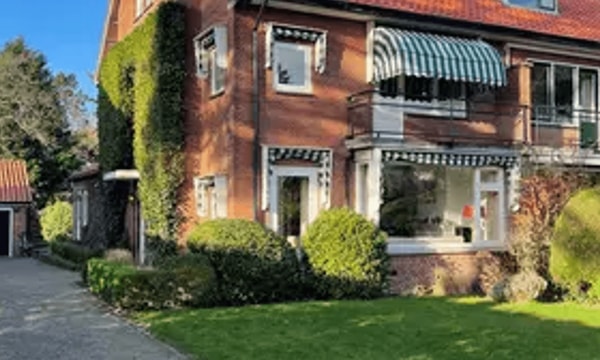 Huis | 200m² | €5850,-