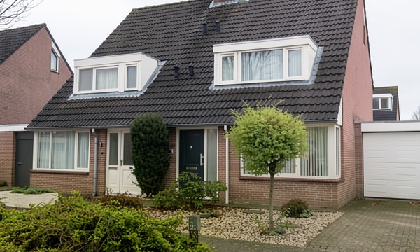 Huis | 125m² | €1895,-