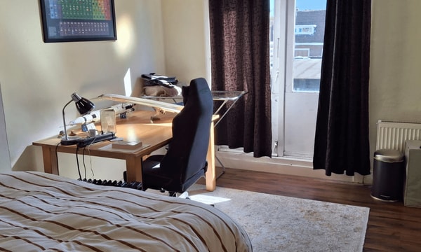 Kamer | 16m² | €550,-