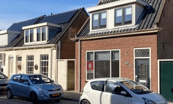 Huis | 90m² | €1975,-