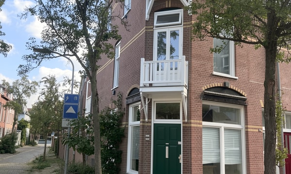 Studio | 50m² | €1285,-