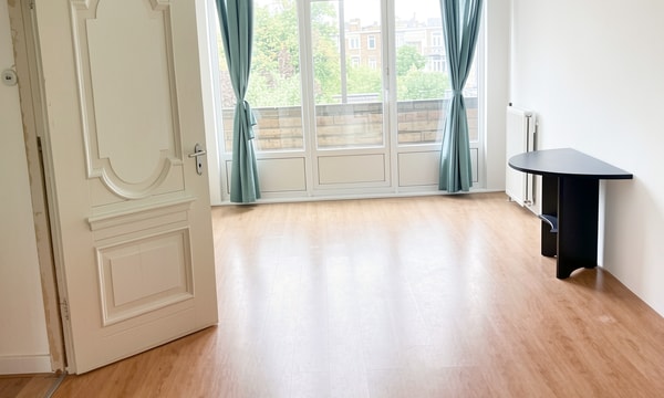 Kamer | m² onbekend | €900,-
