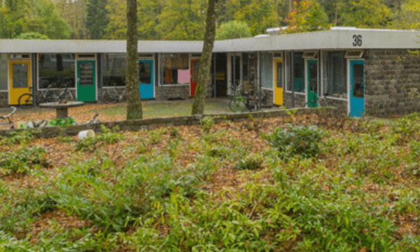 Kamer | m² onbekend | €371,-