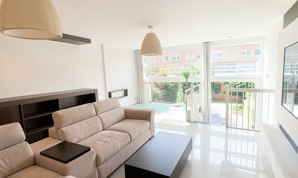 Kamer | m² onbekend | €700,-