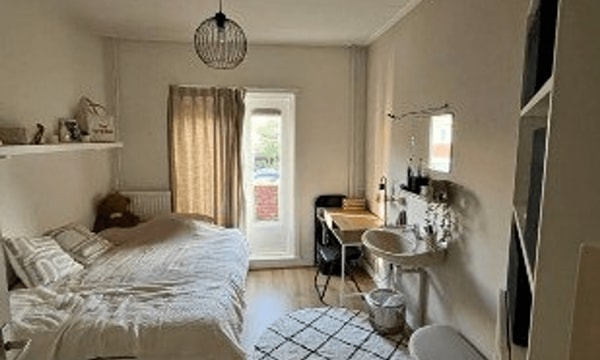 Kamer | 12m² | €410,-