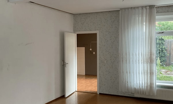 Huis | 103m² | €555,-