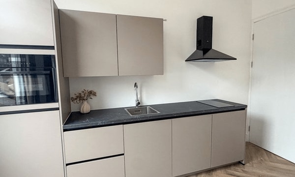 Kamer | 24m² | €717,-