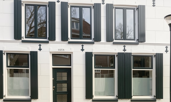 Huis | 194m² | €3250,-