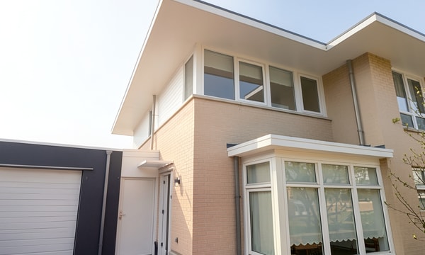 Huis | 137m² | €2500,-