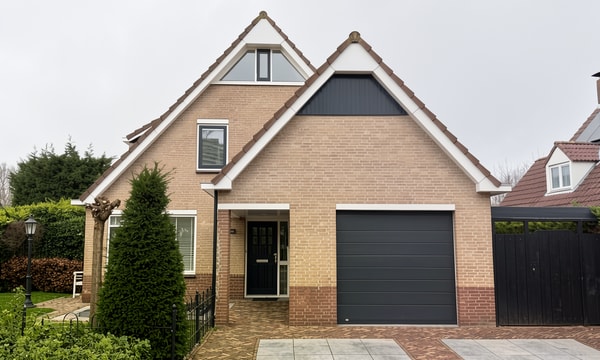 Huis | 184m² | €2950,-