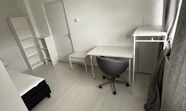 Kamer | 20m² | €770,-