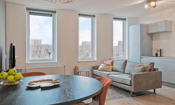 Huis | 69m² | €1925,-