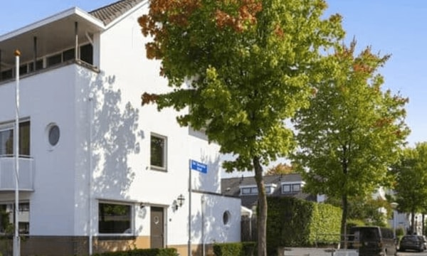 Huis | 138m² | €3750,-