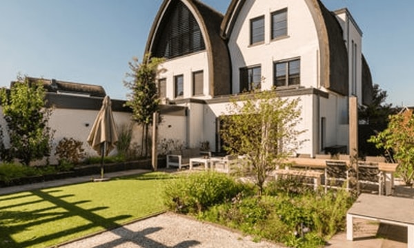Huis | 252m² | €6000,-