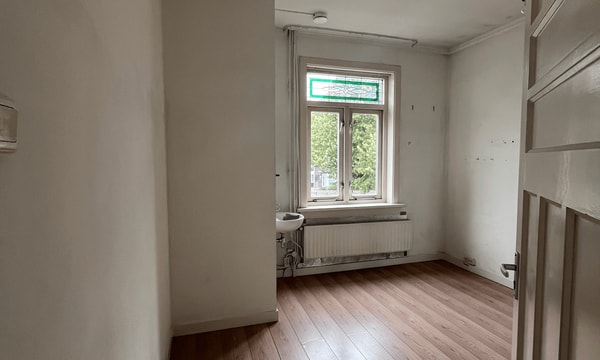 Kamer | m² onbekend | €468,-