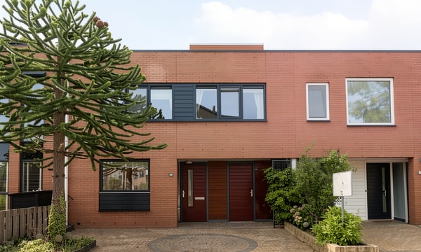 Huis | 160m² | €2595,-