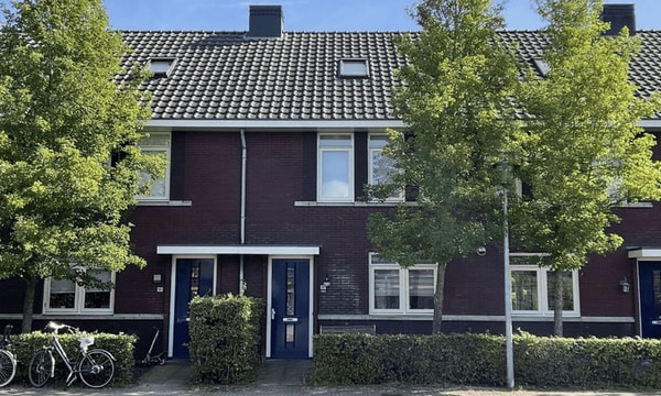 Huis | 128m² | €1425,-