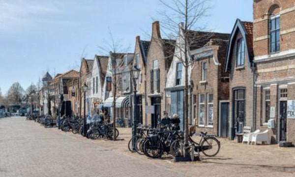 Huis | 70m² | €1695,-