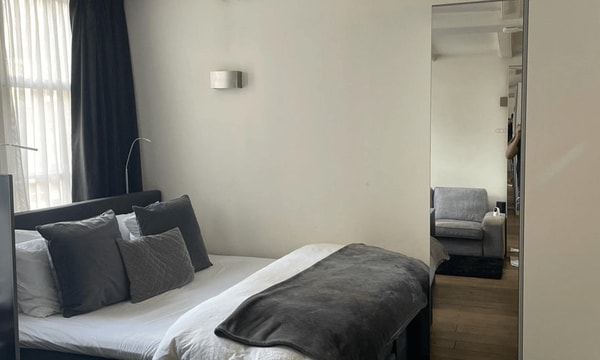 Studio | 40m² | €1200,-