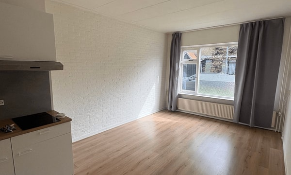 Kamer | 28m² | €635,-