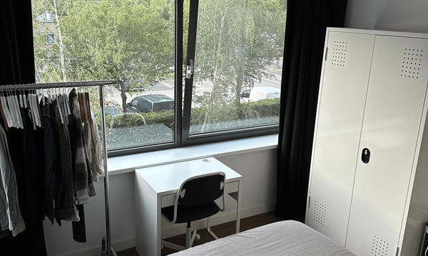 Kamer | 17m² | €1000,-
