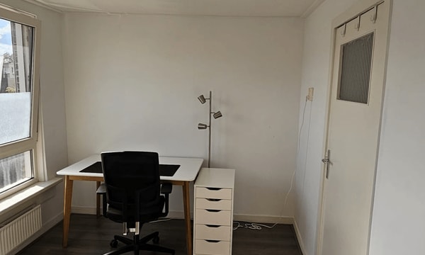 Kamer | 12m² | €530,-
