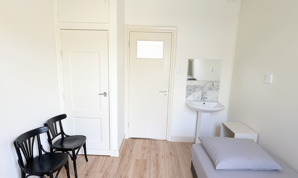 Kamer | m² onbekend | €950,-