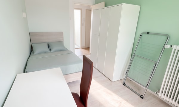 Kamer | m² onbekend | €675,-