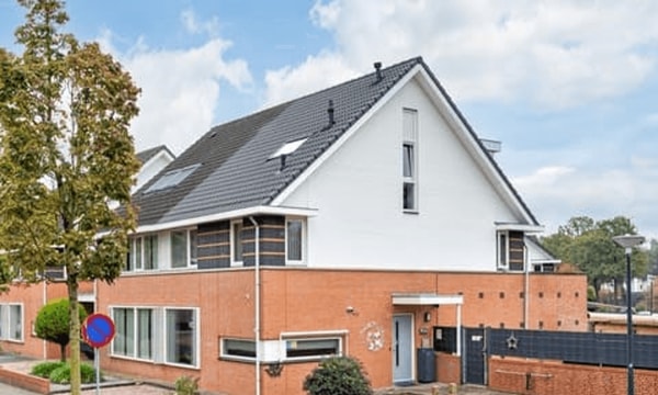 Huis | 177m² | €2100,-